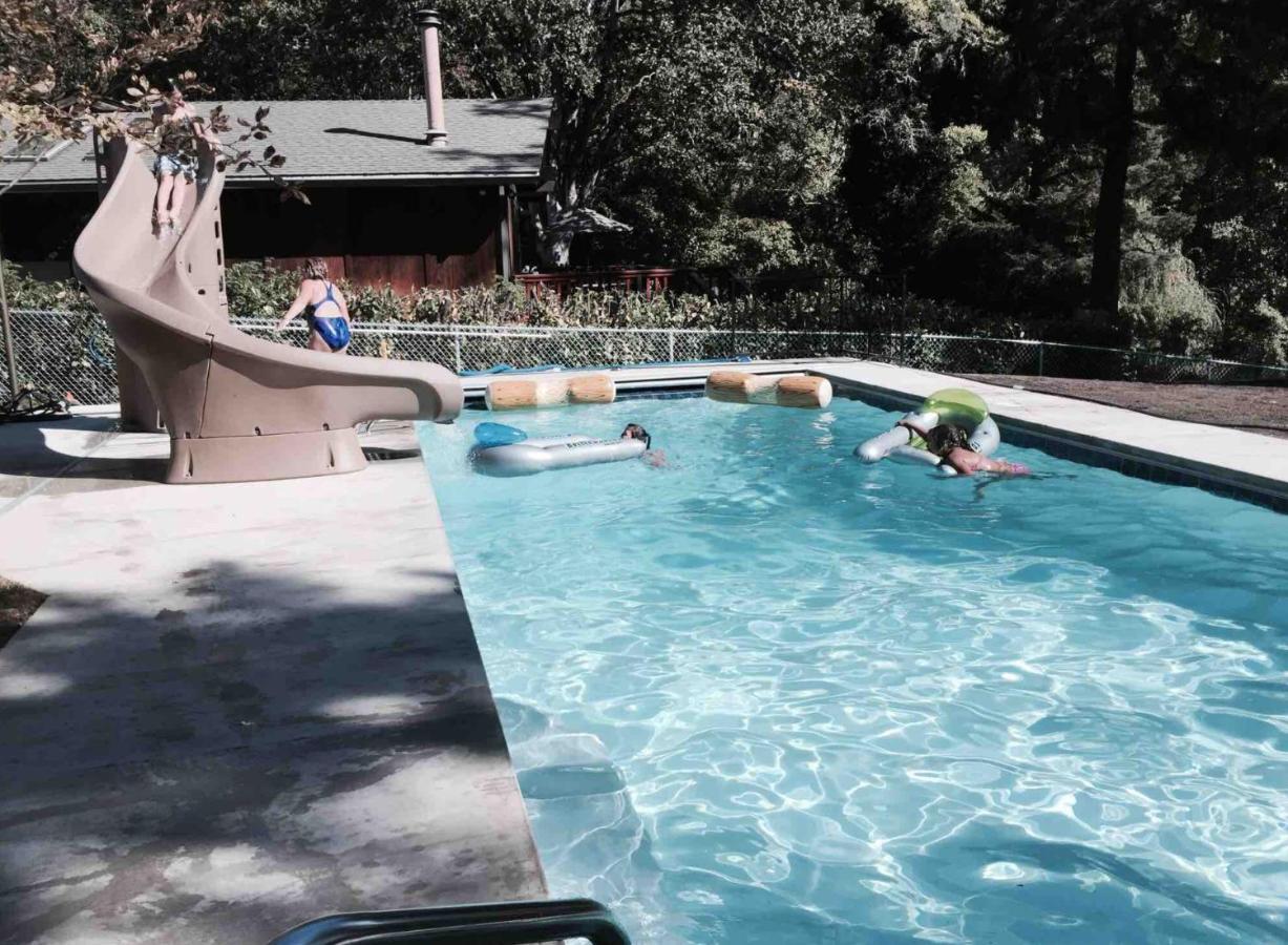 Dunmovin' Oregon Grants Pass Exterior photo